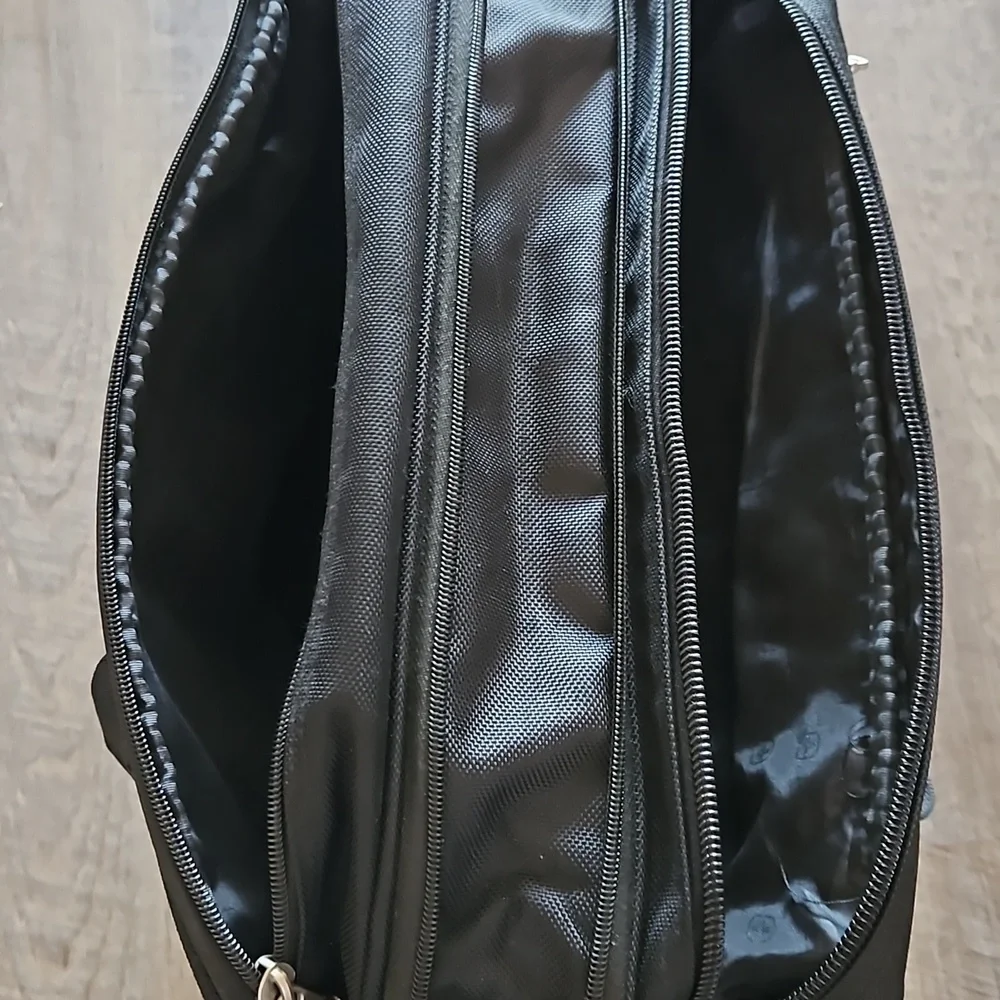 SWISS WIN EXPANDABLE MUTI POCKET COMPUTER BAG WITH SHOULDER STRAPS